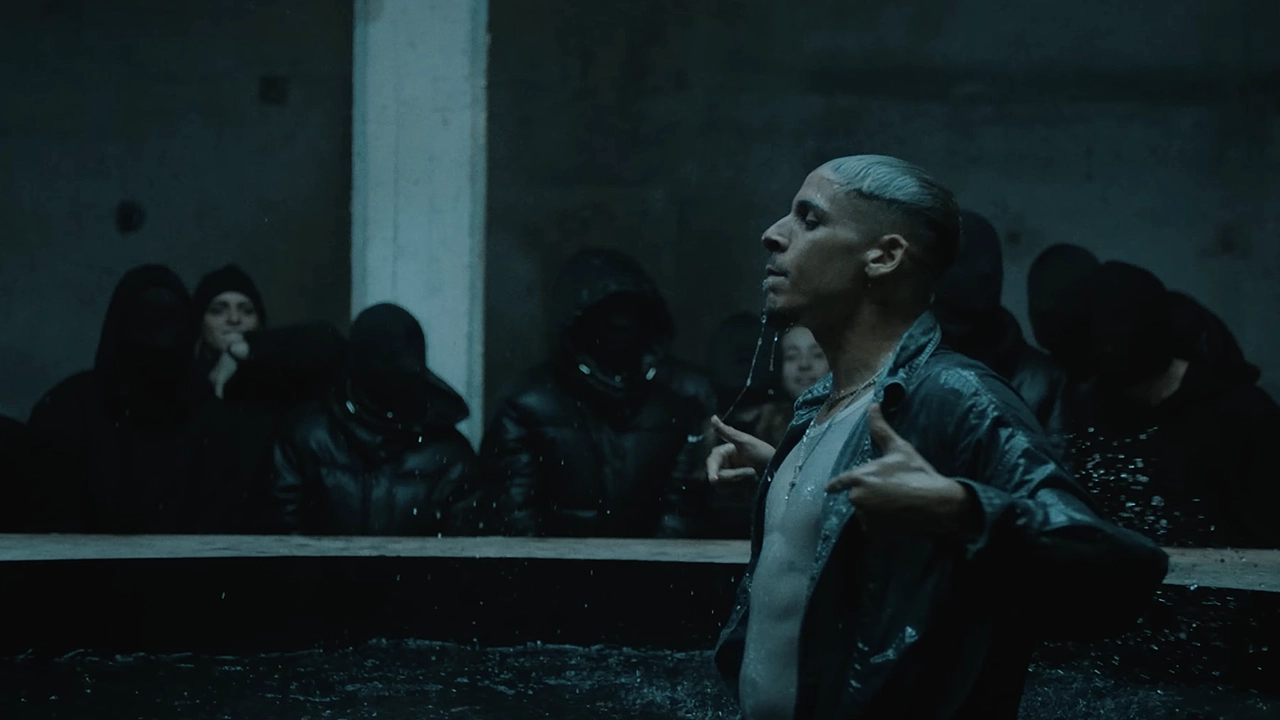 BELLAKEO - Peso Pluma, Anitta